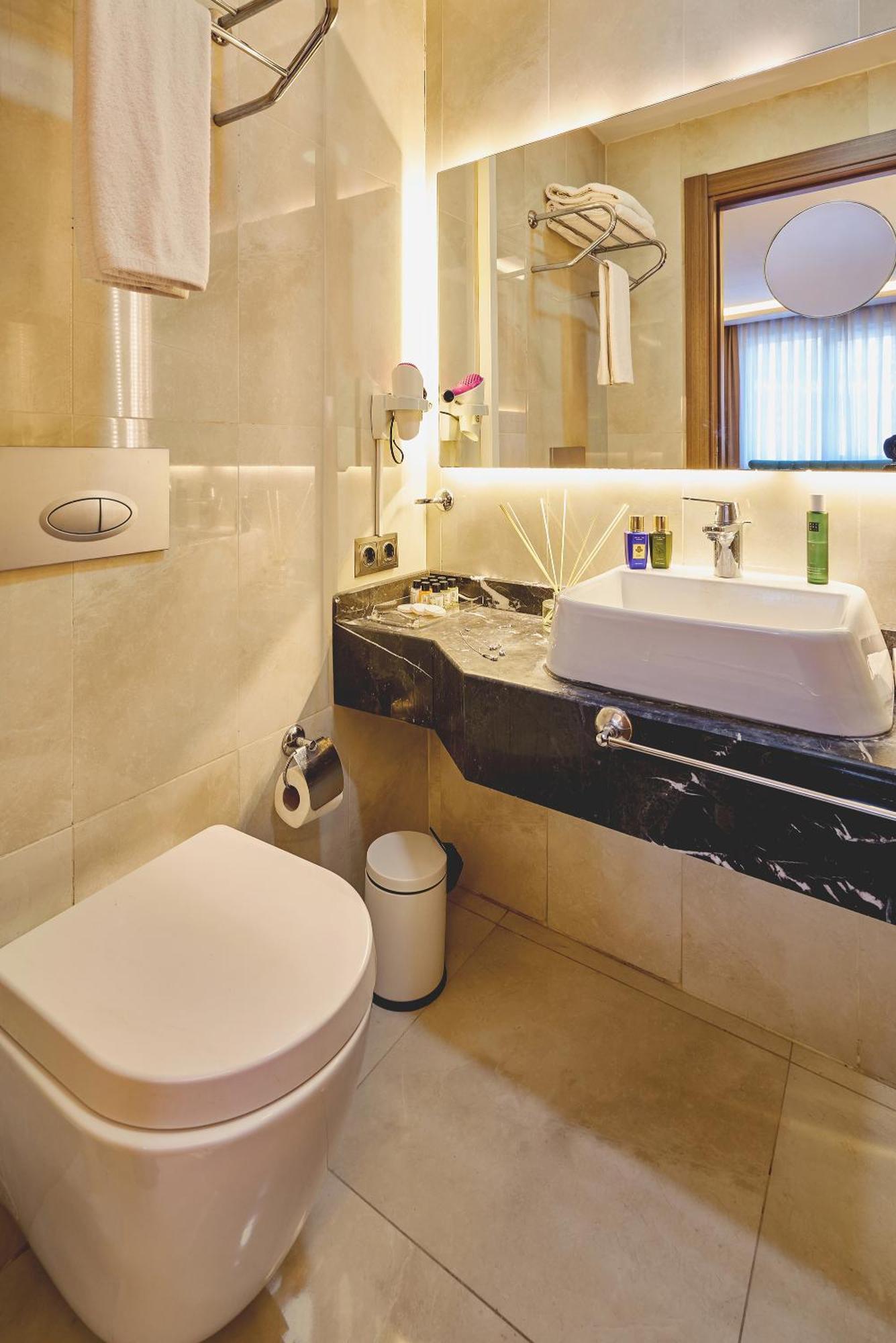 Atro Hotel Istambul Exterior foto